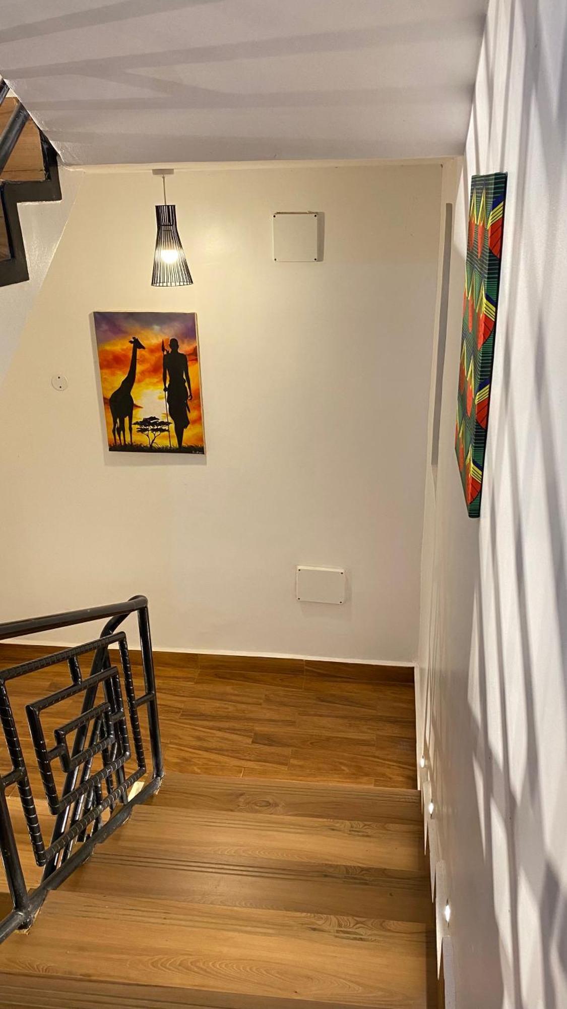 Nimaro Courts Hotel Entebbe Kültér fotó
